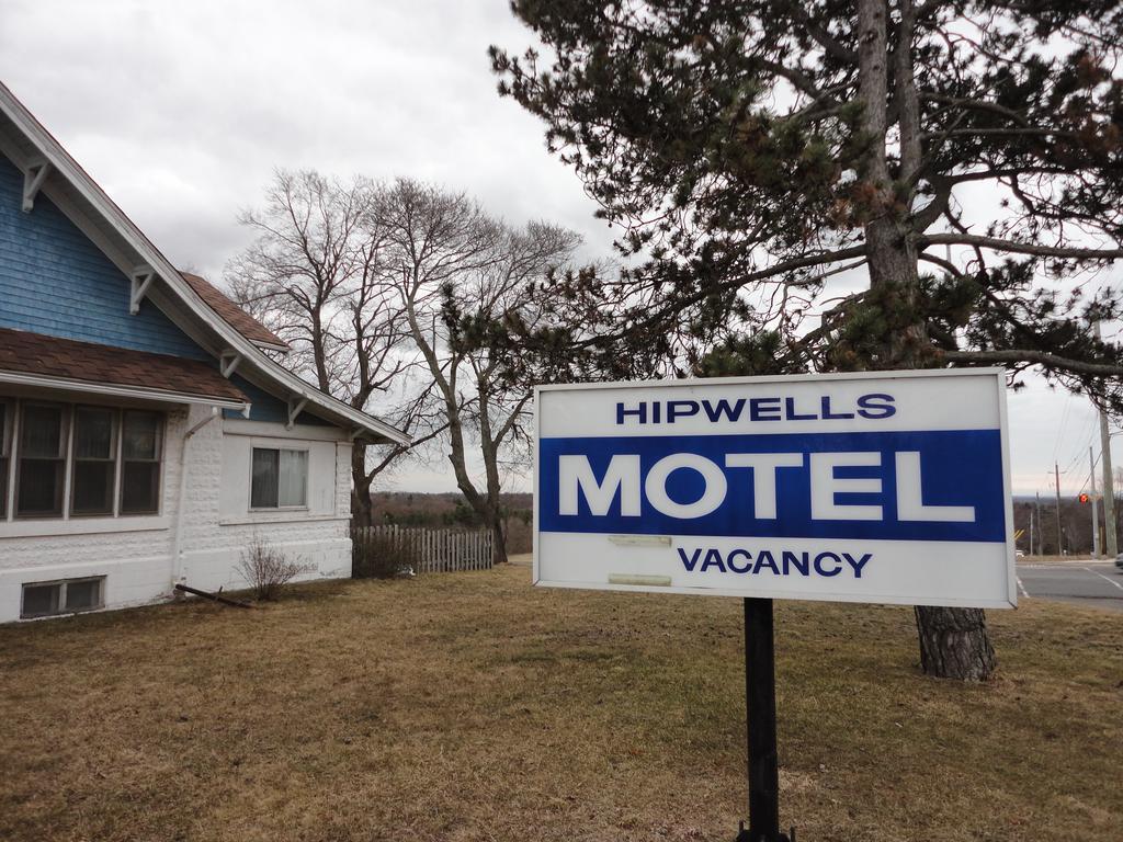Hipwell'S Motel Fonthill エクステリア 写真